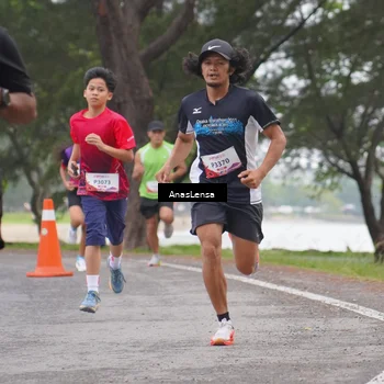 Runner Photo 8427553