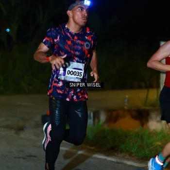 Runner Photo 8427569
