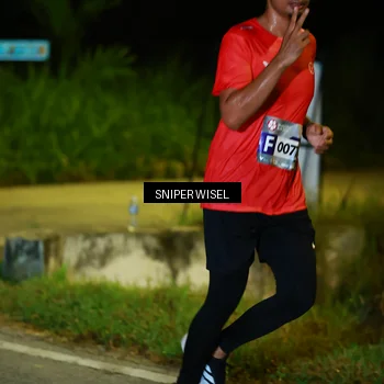 Runner Photo 8427570