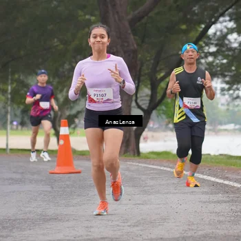 Runner Photo 8427594