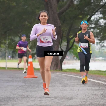 Runner Photo 8427595