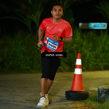 Runner Photo 8427608