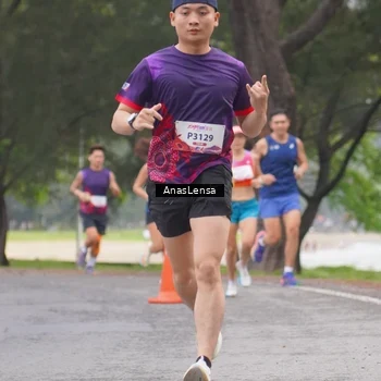 Runner Photo 8427618