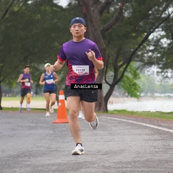 Runner Photo 8427619