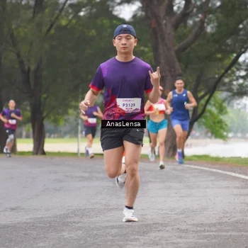 Runner Photo 8427624