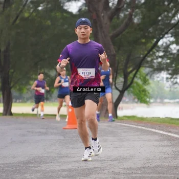 Runner Photo 8427626