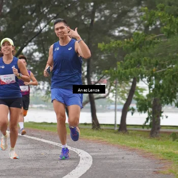Runner Photo 8427629