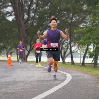 Runner Photo 8427694