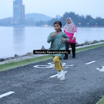 Runner Photo 8427703