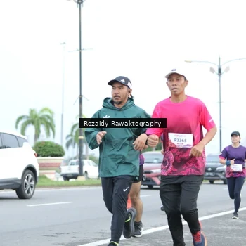 Runner Photo 8427731