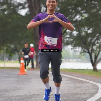 Runner Photo 8427733