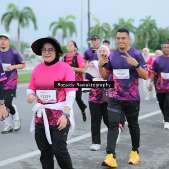 Runner Photo 8427740