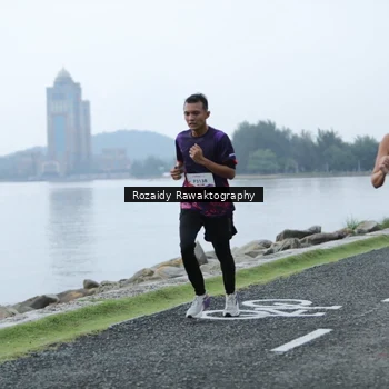 Runner Photo 8427748