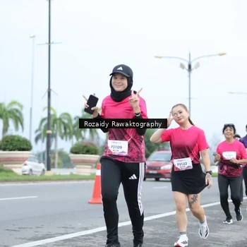 Runner Photo 8427750