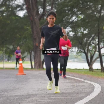 Runner Photo 8427768