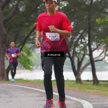 Runner Photo 8427776