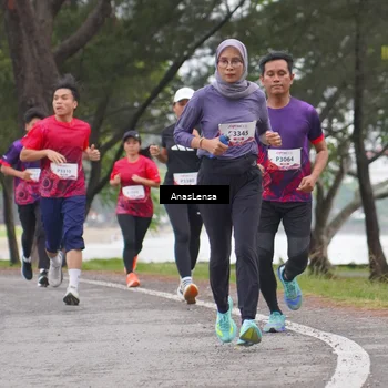 Runner Photo 8427794