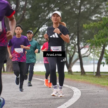 Runner Photo 8427835