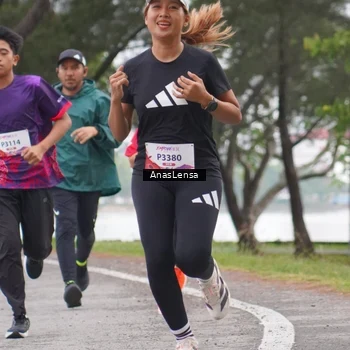 Runner Photo 8427844