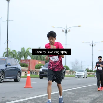 Runner Photo 8427861
