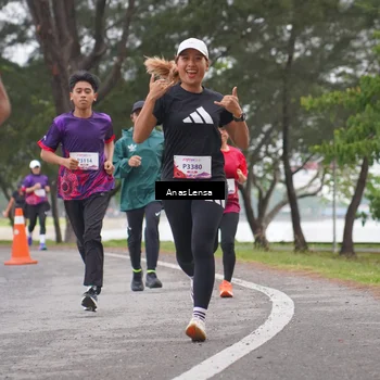 Runner Photo 8427886