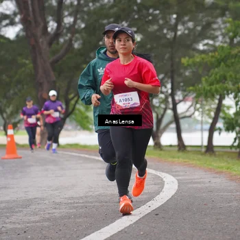 Runner Photo 8427895