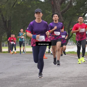 Runner Photo 8427907