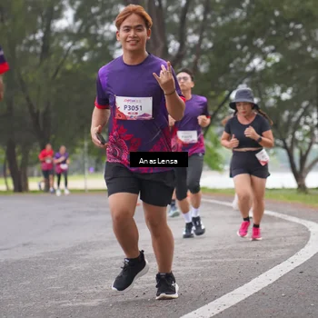 Runner Photo 8427920