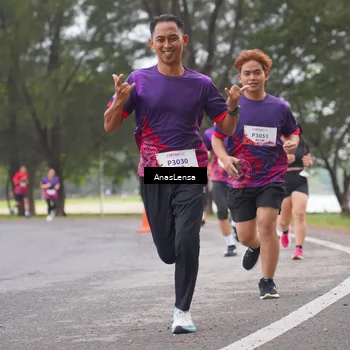 Runner Photo 8427925
