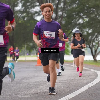 Runner Photo 8427927