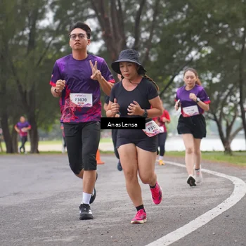 Runner Photo 8427940