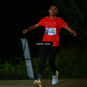 Runner Photo 8427965