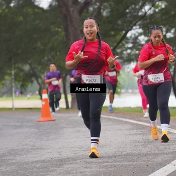 Runner Photo 8427986