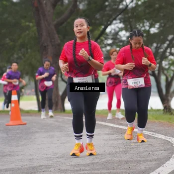 Runner Photo 8427990