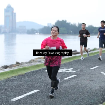 Runner Photo 8427998