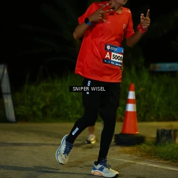 Runner Photo 8428063