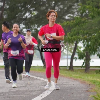 Runner Photo 8428065