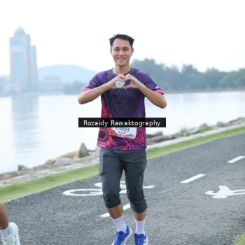 Runner Photo 8428097