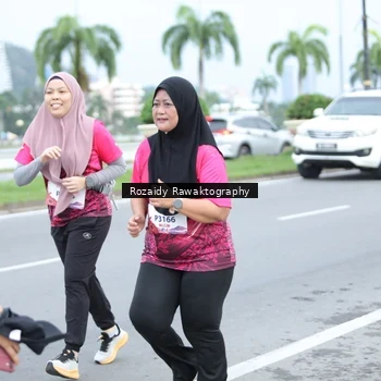 Runner Photo 8428151