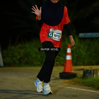 Runner Photo 8428152