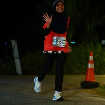 Runner Photo 8428153