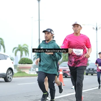 Runner Photo 8428155