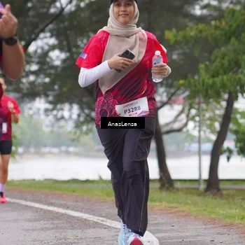 Runner Photo 8428186