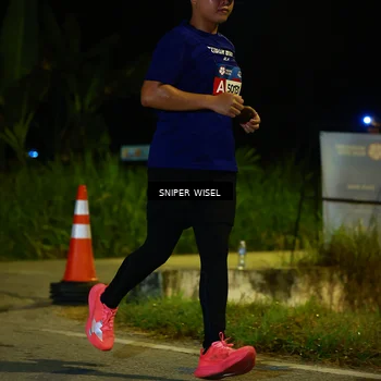 Runner Photo 8428197