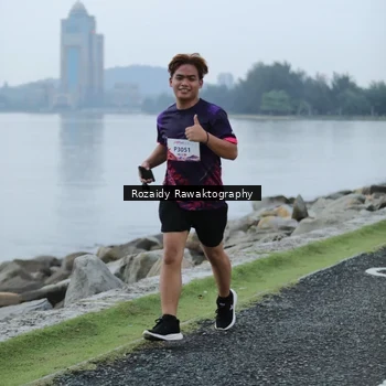 Runner Photo 8428212