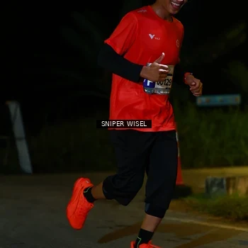 Runner Photo 8428214
