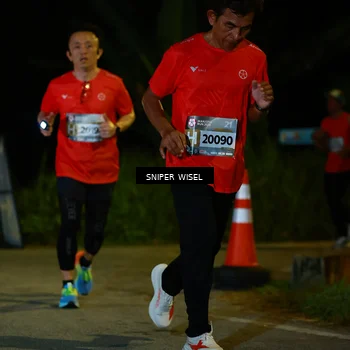 Runner Photo 8428215