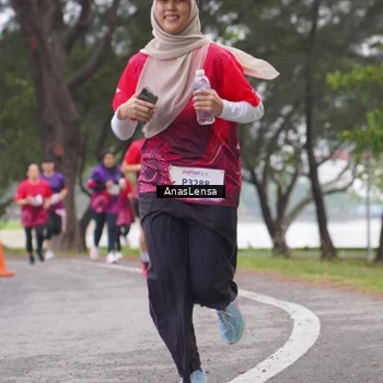 Runner Photo 8428229