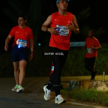 Runner Photo 8428231