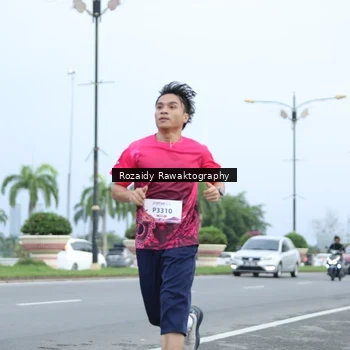 Runner Photo 8428250